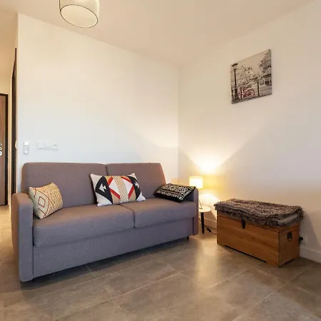 Chateau-11 By Interhome