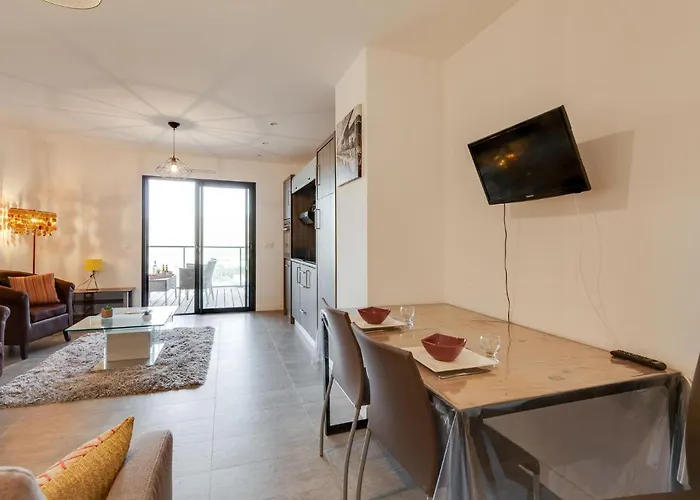 Chateau-11 By Interhome Appartamento *